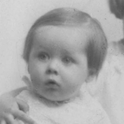 lloydinvestor's profile picture. honestly came back to Twitter to talk to myself about crypto. #Bitcoin