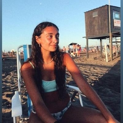 lubellooo's profile picture. primum non nocere