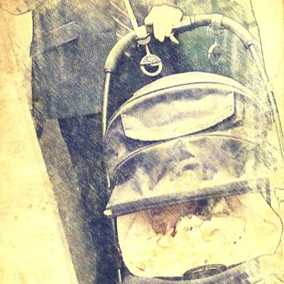 仕事と育児に毎日奮闘✊アラ40ワーパパが、子供を通じて親へと成長中🌱 Twitterで子育て世代に日々共感😌 土日は100%育児・家事担当🏃娘が起きてる間に帰宅&仕事を活かす育児目指します🔥 社畜勤続10年超/朝7時始業~時間外終業デフォ/時々タクシー帰り/ブログやってます/男の幼児食実践/娘の言いなり/嫁が鬼