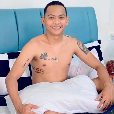 JLPerez0394's profile picture. Simple yet sophisticated✨