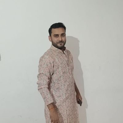 Traveller 🚵 - Xbox lover -🎮
No political party ideology.🎙️
Indian🇮🇳
Helping People in Need 🙏