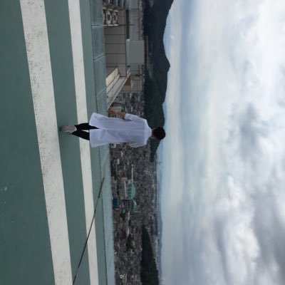 pvuVeYlf1aT2yUF's profile picture. 医者 エッチなことしたい25歳独身 経験人数はまあまあな方 顔はちょいモテる程度　　ちょいS ホテル代とかは出すので一晩中エッチしたいあなた、是非DMおくってきてな 得意技は早くいくけど何回もできること笑