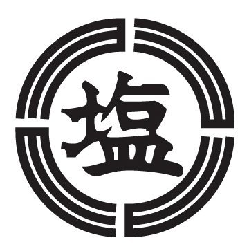 創業明治15年（1882年）。京都・西陣、元聚楽第の一角で京菓子を作り続ける御菓子司です。聚楽第の鉄門が面していたとされる黒門通に店を構え、大正初期に完成した店舗は、 景観重要建造物、京都市歴史的意匠建造物にも指定されています。