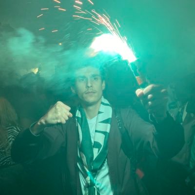 Pmoa99's profile picture. 