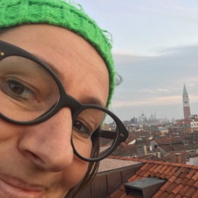 Working Mum, irgendwas mit Medien, travelbug, meistens leise, liebe den Herbst und Winter