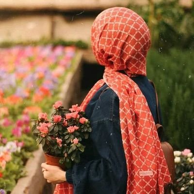 حُبُ الحُسَین هُویَّتُنا❤ تازه در آغاز راه...🙂
اکانت قبلی نابود شد🤦🏼♀️