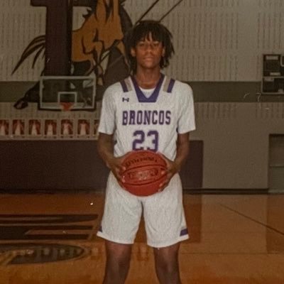 6’5 🏀 Guard | 2023 | HS: @Denton_BB | AAU: @MustangsNation