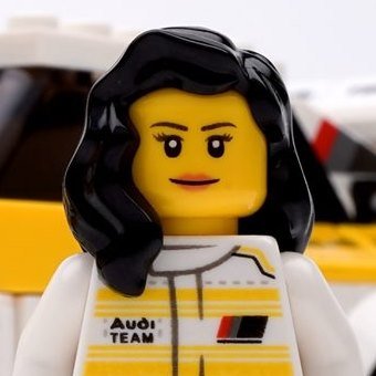 Je m'identifie comme une pilote de rallye en LEGO. 👌