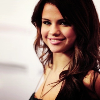 DcubleOfSelenaG's profile picture. Never good enough.