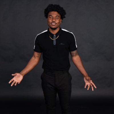 #Troy21 ig:@_drock12_ Snapchat:@derrickkingtay Digital Entrepreneur📲Business Owner 💼Investor 📈