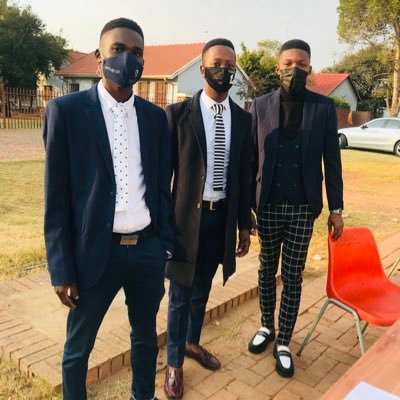 Proud Sagittarius🔮|University of Pretoria 🏫| Graduate 👨‍🎓 || Bushbuckridge| @ManCity|Mashobane🙏| @KaizerChiefs🦁