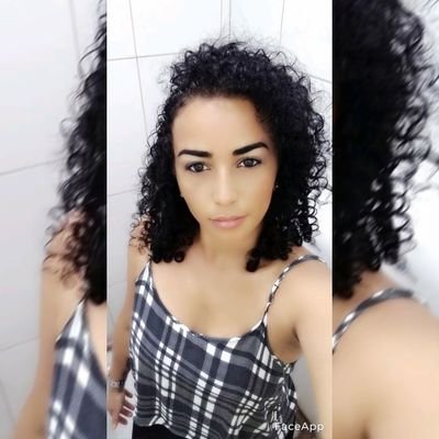 Casada: @hernandeshirosh
Instagram:@mirianbastos05
💯Corinthians 🖤
🤾Educação Física 📝🏋️ (Cursando☺️)