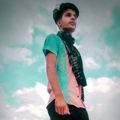 YariyanYe's profile picture. bas terakhayal ❤