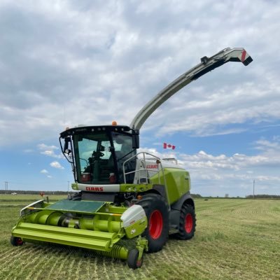 Equipment operator at Guntensperger farm services. Just out here in the world of agriculture learning everyday!                          Tweets are my own