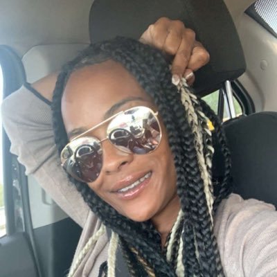 Alishaa30's profile picture. 💯