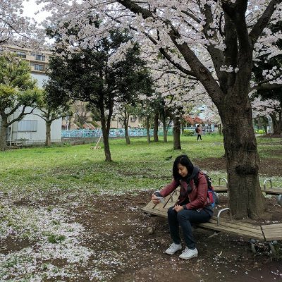 ezzrette's profile picture. 