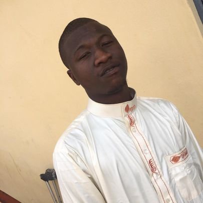 Yusuf74943924's profile picture. I always think fast like a dictionary 😋😋😋