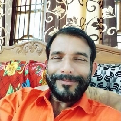 balakri34506471's profile picture. like sports....