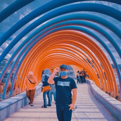 sahfirule's profile picture. Don't fight the feeling