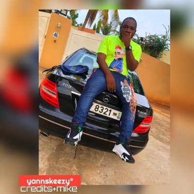 superstar du ghetto j'baiz leur race a mes heures perdues 。•́‿•̀。SKEEZYFRESH