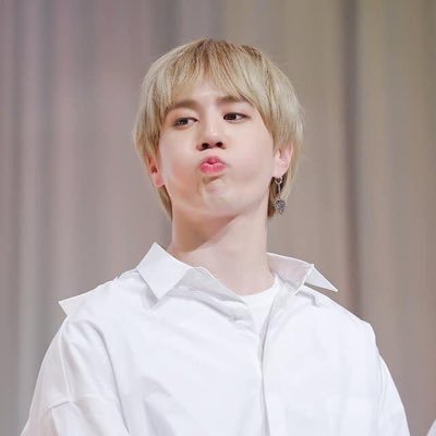 GOT7FOREVER 💚 IGOT7FOREVERto0 네가 독이라해도 난 마치 운명처럼 키스 해 Baby อู้วววววว