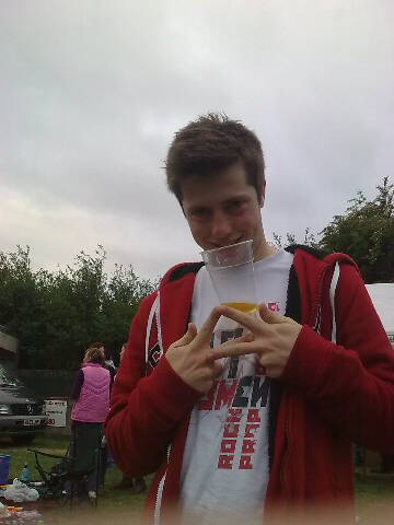 Dj_Reamz's profile picture. One of them technical types. 

I like making noises.