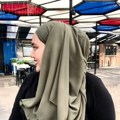 _seraass's profile picture. i do me & you do you