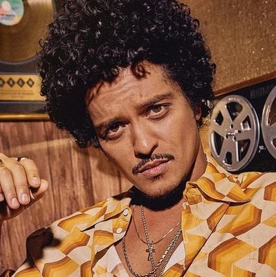 Your best charts source about the multi-talented artist Bruno Mars. Turn on our notifications! | Fan Account