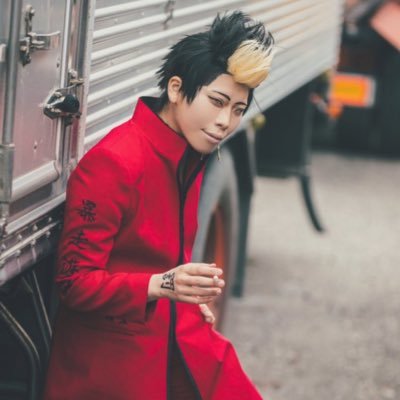 好きな事を呟きつつ、時々コスプレ。お酒が好き🍻DC/黒バス/鬼滅/OP/ヒロアカ/銀魂色々好き🙆♂️東リべが好きで暴走、赤井秀一が好き過ぎて爆走気味。