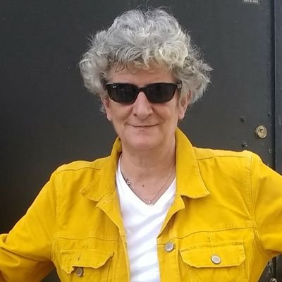 Directora de Líderas, la revista del deporte femenino. Vicepresidenta de la Asociacion de Jugadoras de Balonmano (AMBM)