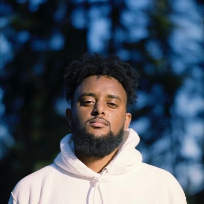 nahmatios's profile picture. 29 | Still here | @yahmatios