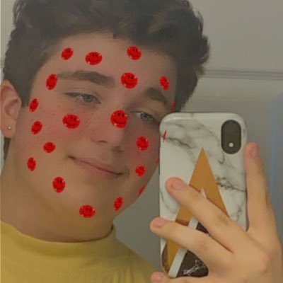 ConnorHooper510's profile picture. ariana grande retweets mostly🙈🤌🏻
