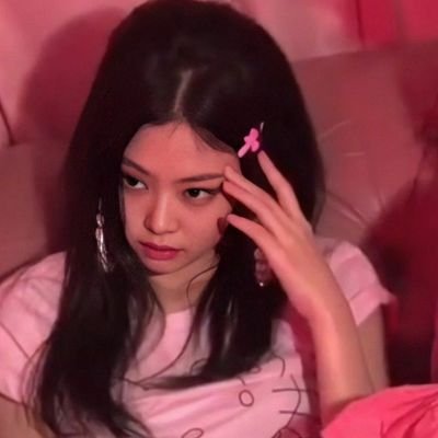 stop asking what i'm doing!  i'm busy stanning blackpink.  - s!her -