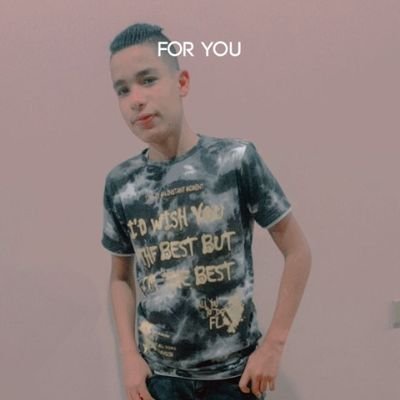 5NIbm4CqROzelhX's profile picture. ÃĤϻẸĎ ÃϻŘ
