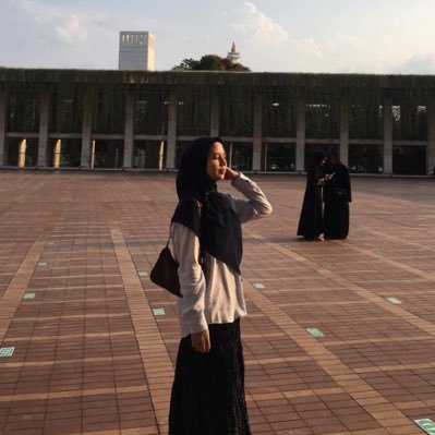 indroism's profile picture. everybody’s gotta learn