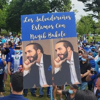 No merecemos un país empobrecido merecemos un país con desarrollo con amor y con educación
@nayibbukele mi presidente con orgullo soy parte 98% asta la sangre