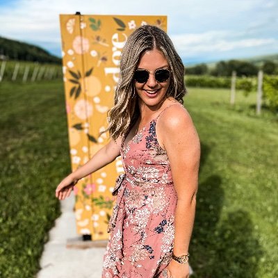 sierrakeary's profile picture. social worker