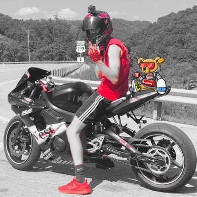 Devro__'s profile picture. 