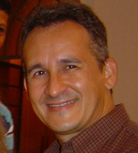 Consultor de Negócios e tecnologia, com experiência de mais de 30 anos,  em empresas como SAP, Microsoft, Grupo Algar, IBM, Itautec.   Coach LPC.