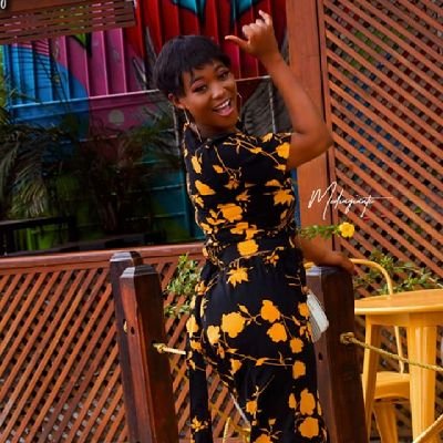 #YNWA 🔴 #sixtimes / follow @ma_clubgh / @ghanahangout / 📻 Presenter #Gospel360/ before you come at me be perfect /