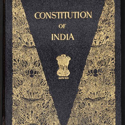 पेशे से अध्यापक। थोड़ा बाएं चलता हूं। व्यक्त विचार निजी। लाइक और री-ट्वीट अनुमोदन नहीं।