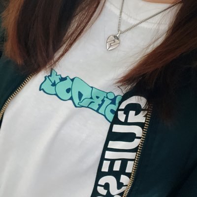 コムドット専用垢！神奈川県在住の30overです！良ければ仲良くしてください✨無言フォローの方ごめんなさい一言いただけると嬉しいです！