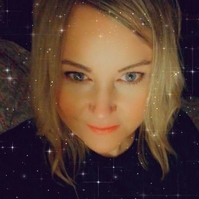 EsSlator's profile picture. 