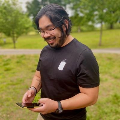 28 | Filipino 🇵🇭 | Bi | VCU Psych |
I stream on Twitch M-F at 7pm EST!!