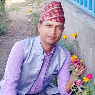 🌿🌿🌿
जीवनमा कसैले साथ दिन्छन् त कसैले पाठ, दुबै अमुल्य छ !🥀🥀🥀