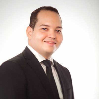 Abogado procesalista dedicado al derecho laboral y la seguridad social (Ph.D). Agroproductor, docente universitario y promotor pro desarrollo de Azua