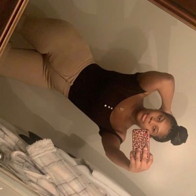 FABtaughtMeThat's profile picture. Got dammit i LOVE my life | I’ve seen Beyoncé, I won’t fail 🤞🏽❤️