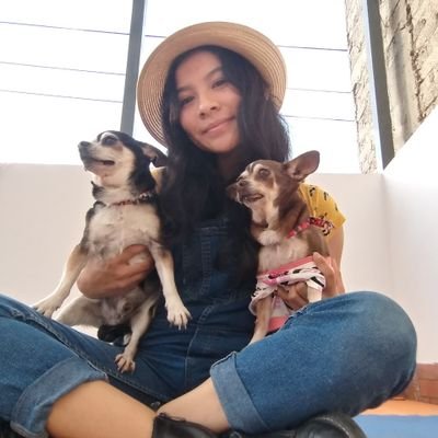 atzinaguita's profile picture. 