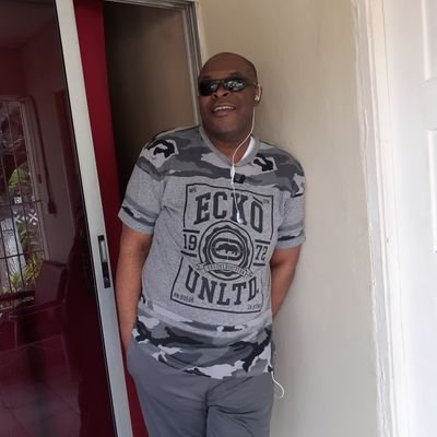 Learning to see the world through these Eyeswideshut. I still have aMind that works..#teamVisuallyImpaired #teamEyesWideShut