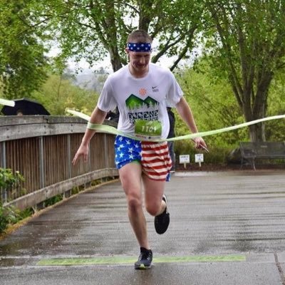 bhertz13's profile picture. 🟢 UO Law ‘24 🟡 // Shake&Bake